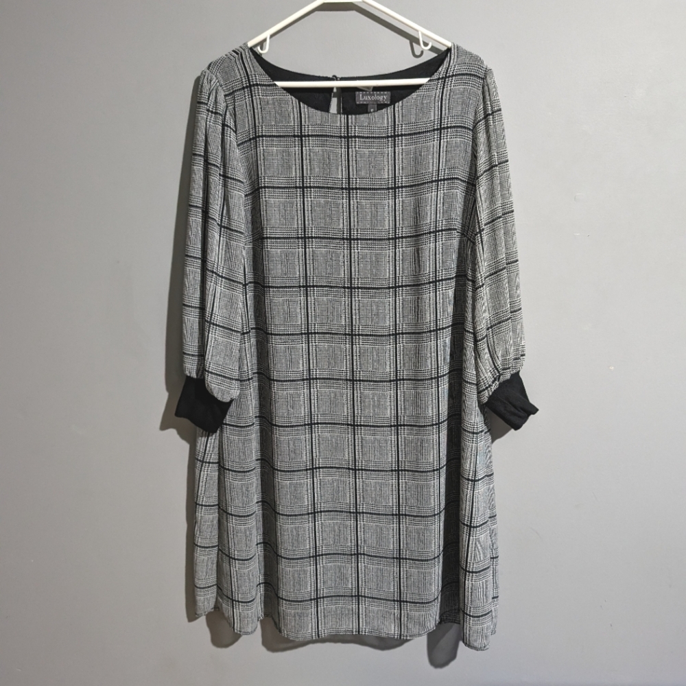 Luxology long sleeve midi plaid dress size 12